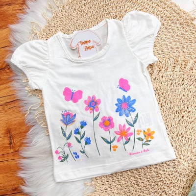 Conj. Blusa Jardim com Borboletas e Short Floral - Off White e Verde